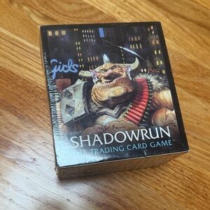 NWT Sealed Shadowrun: Trading Card Game FASA
1997 Limited Starter Deck SEALED